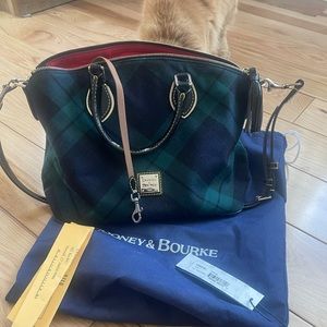 Dooney &Bourke tartan handbag